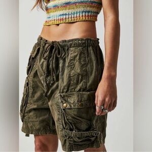 Free People Moon Bay Cargo Parachute Shorts In Army size Large